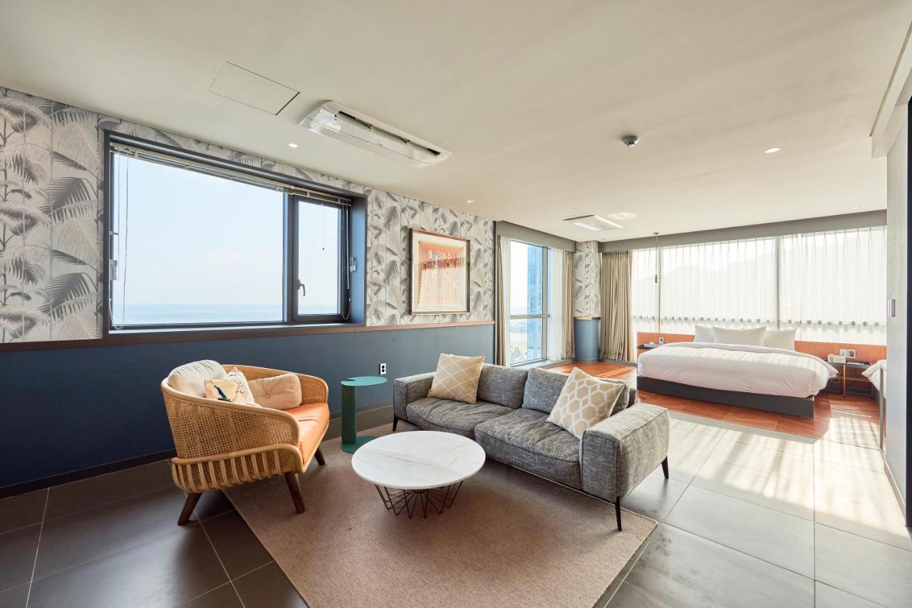 Brown Dot Hotel Songjung Busan Esterno foto