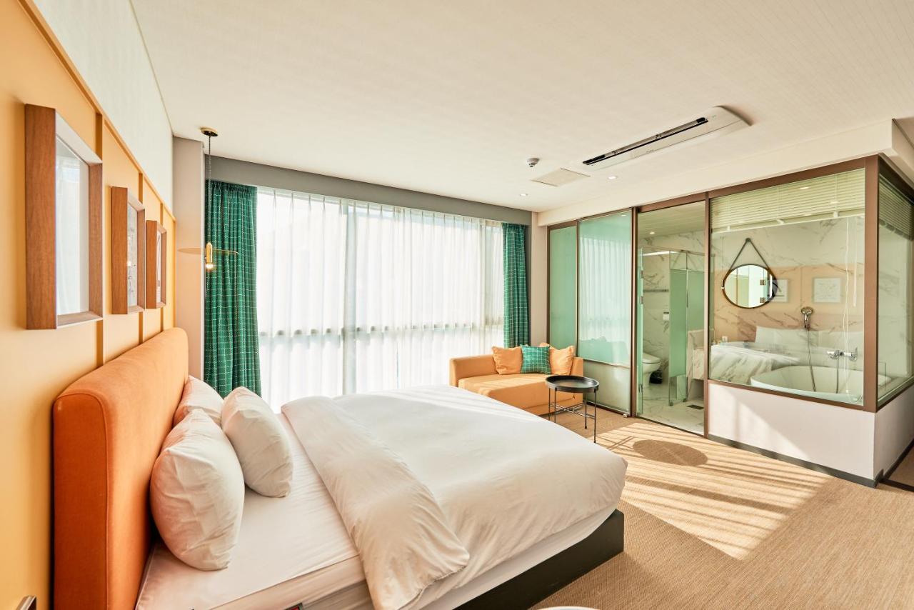 Brown Dot Hotel Songjung Busan Esterno foto