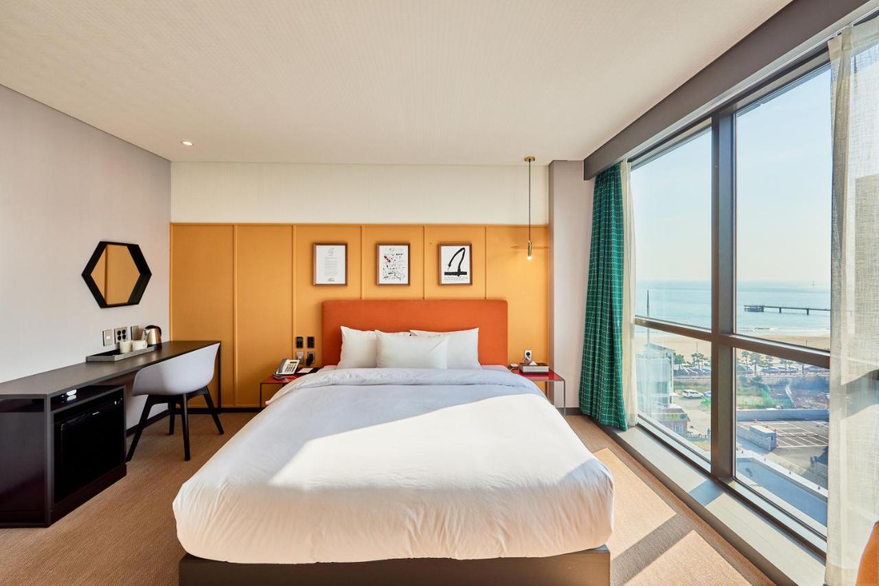 Brown Dot Hotel Songjung Busan Esterno foto